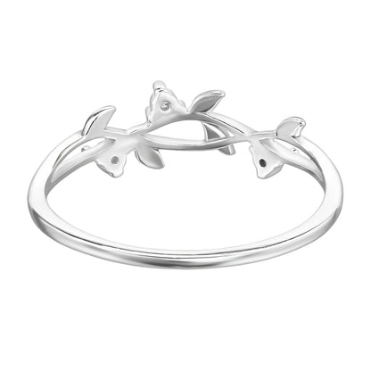 Two-tone sterling silver leaf ring by Belumiee, showcasing a detailed leaf design on a polished band.