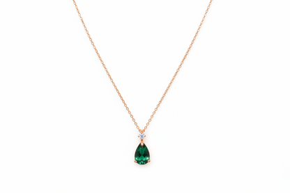 Green teardrop pendant necklace in 925 sterling silver by Belumiee, featuring a sleek, elegant design.