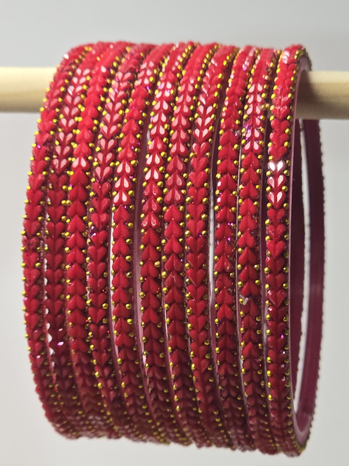 Heart Beats Pastel Strawberry glass bangle set with gold-dot heart detailing