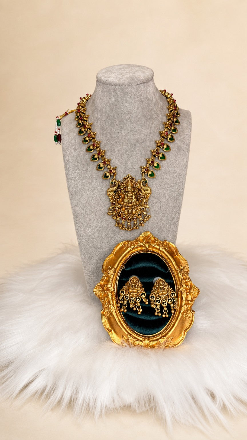 Traditional Lakshmi Green Palakka Temple Necklace Set featuring intricate design and vibrant green mango motifs by Belumiee.