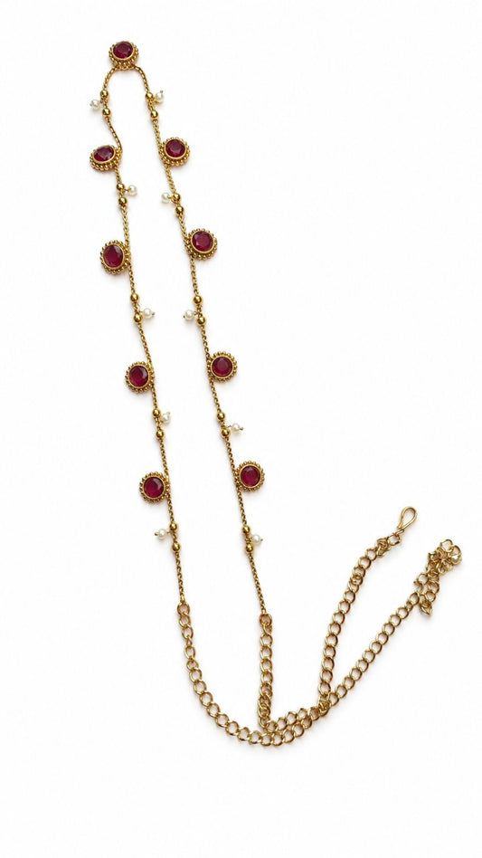 Full adjustable gold-tone hip chain with round ruby-coloured stones and pearl drops